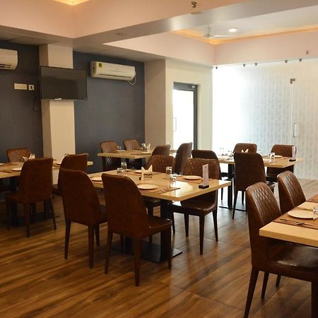 Treehouse Morina Hotel Vithalpur Buitenkant foto